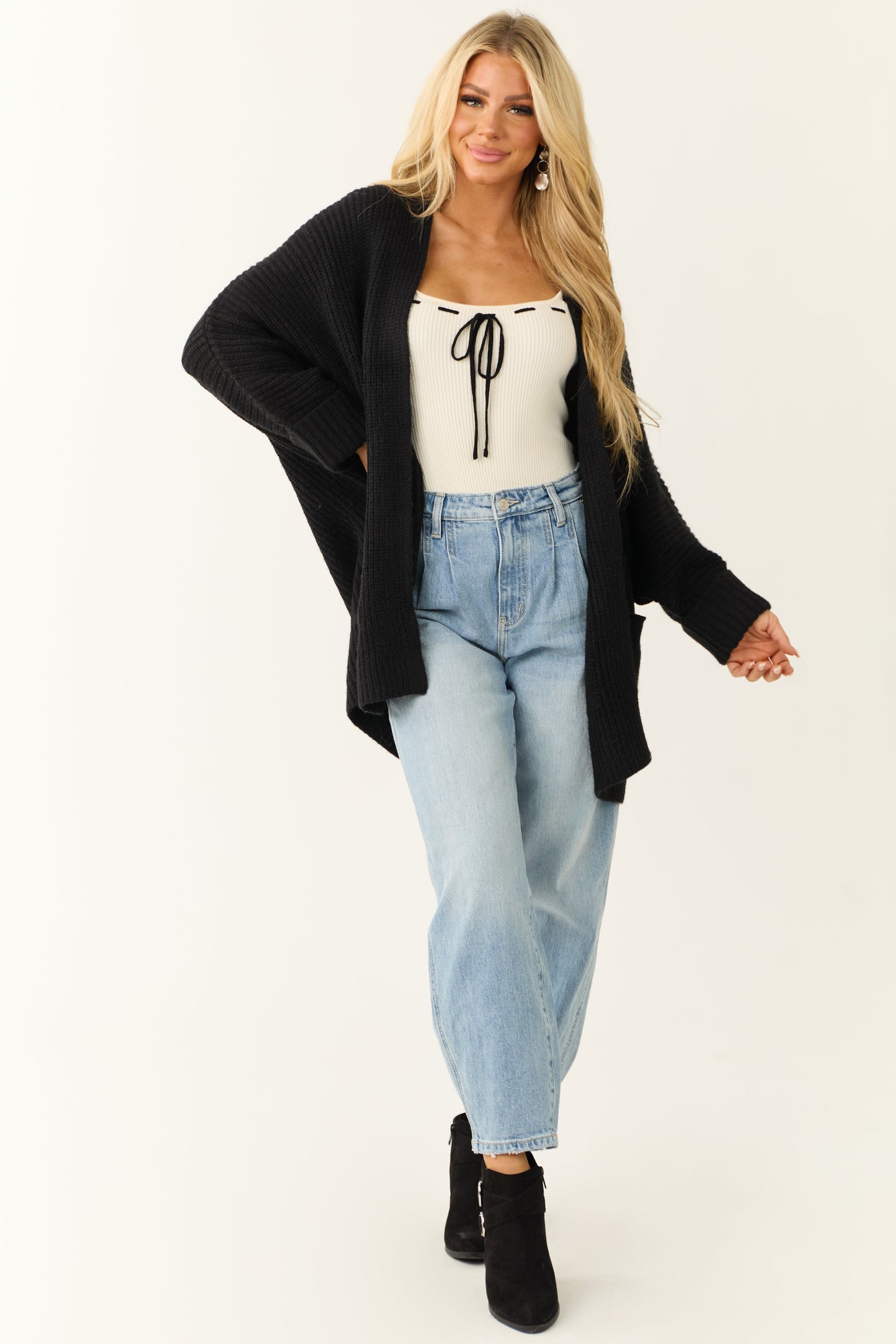 Black Oversized Knit Cardigan – Relaxed Fit Open Front Cozy Sweater with Pockets