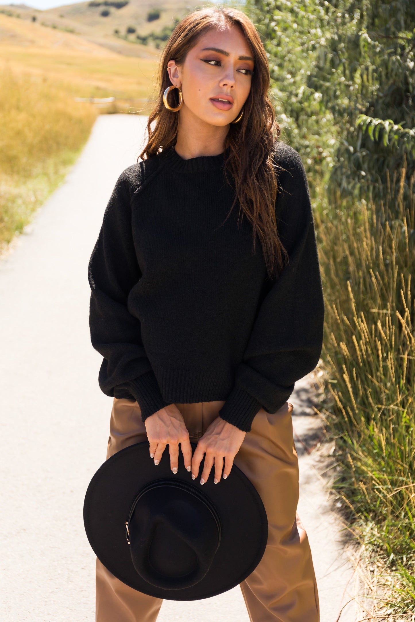 Black Cropped Ribbed Knit Sweater – Relaxed Fit Drop Shoulder Casual Streetwear Top